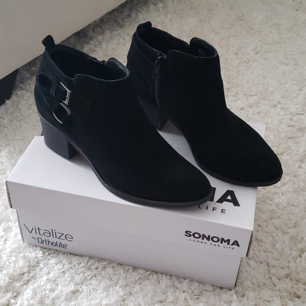 Black heeled suede booties 🖤 - Picture 8 of 9